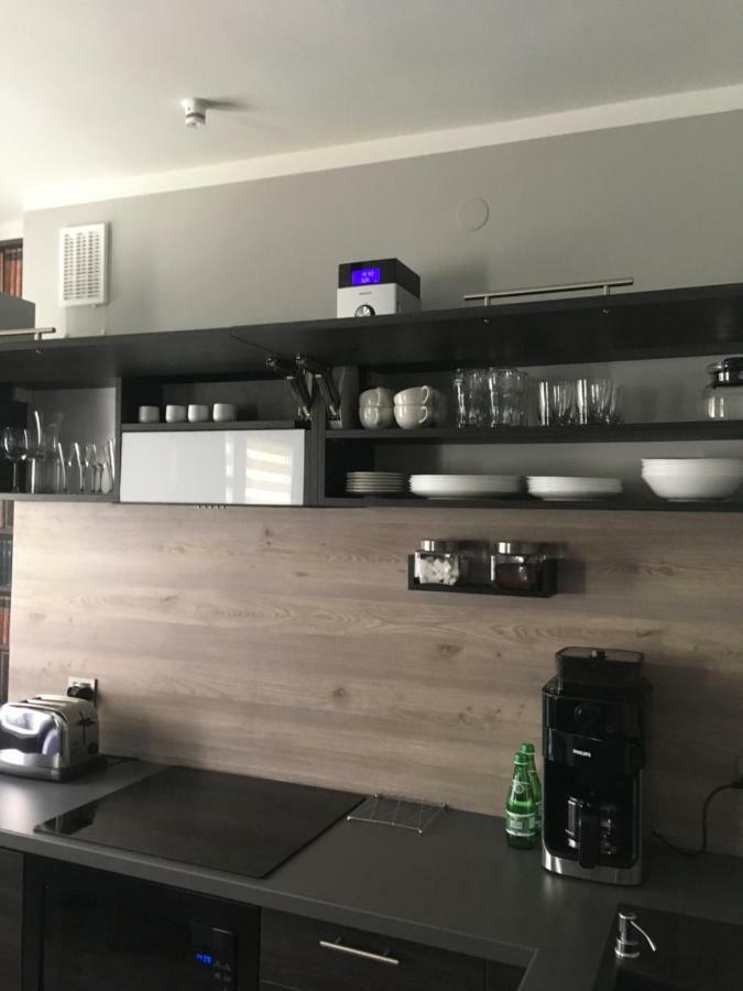 Apartament Studencka เยเลเนียกูรา ภายนอก รูปภาพ